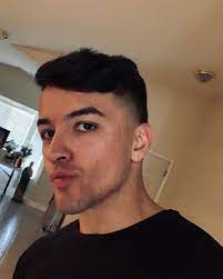 Adrián Valdivia